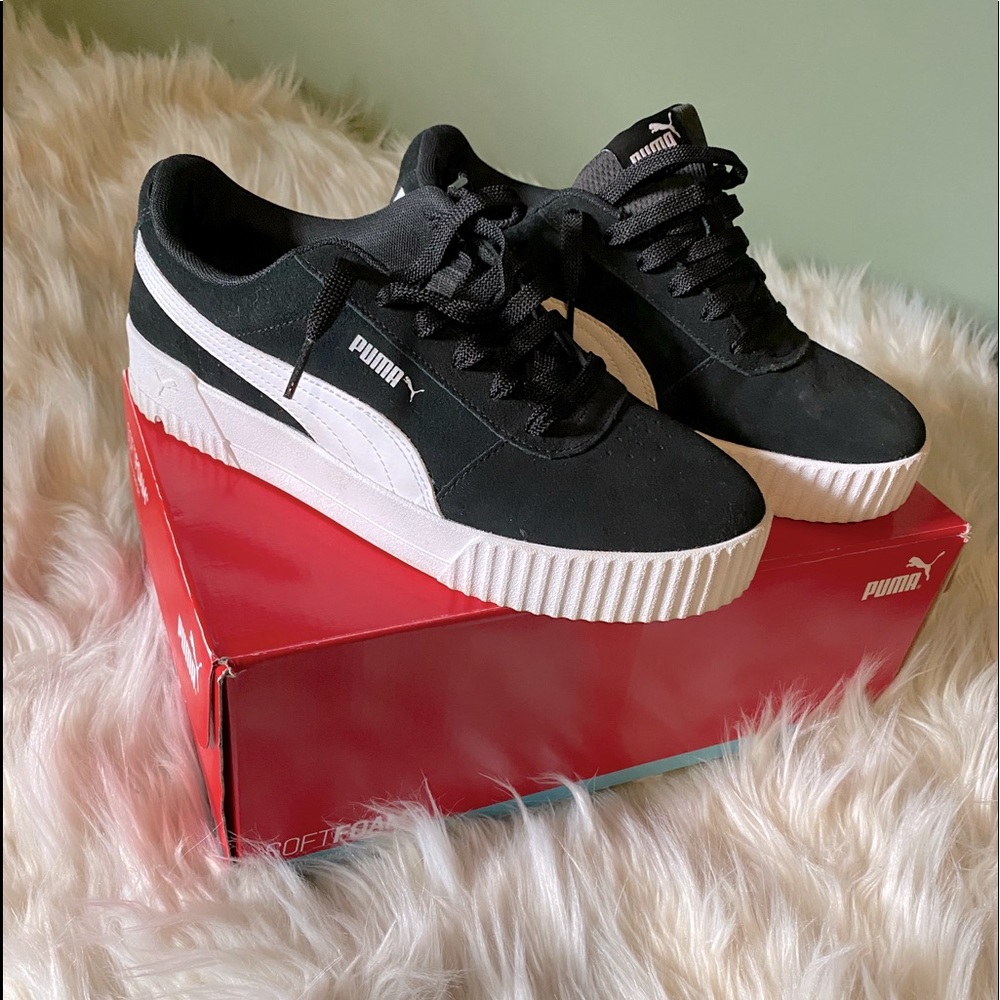Women’s puma shoes